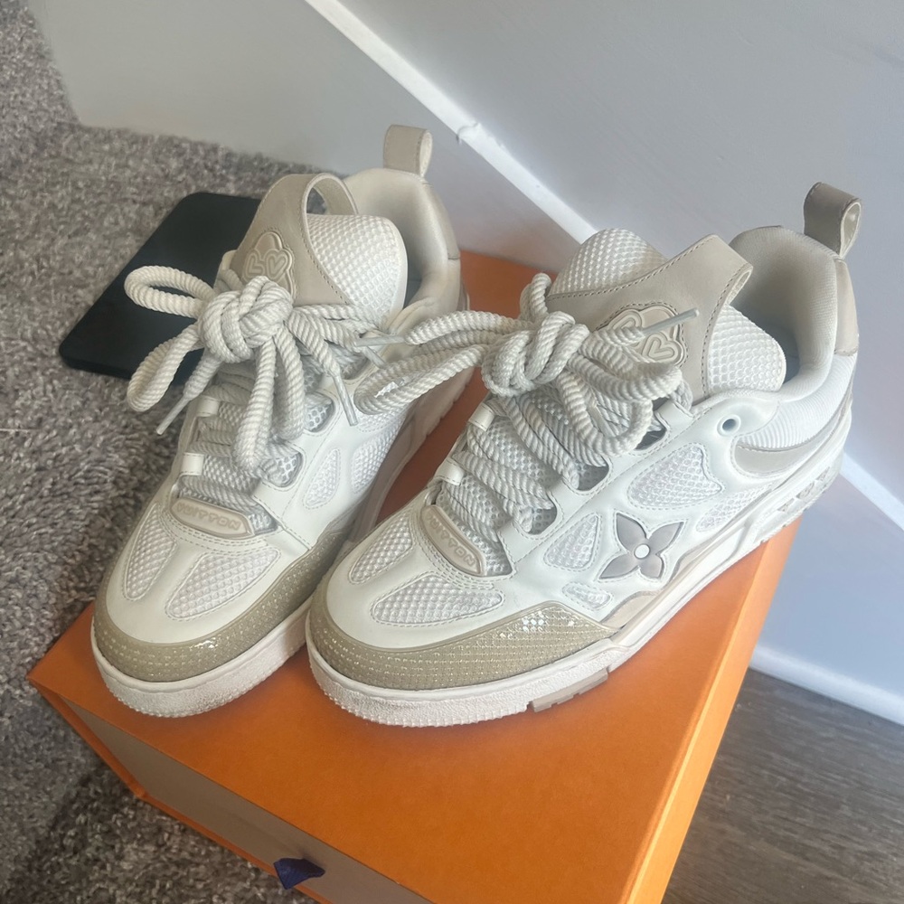 Louis Vuitton SNEAKERS